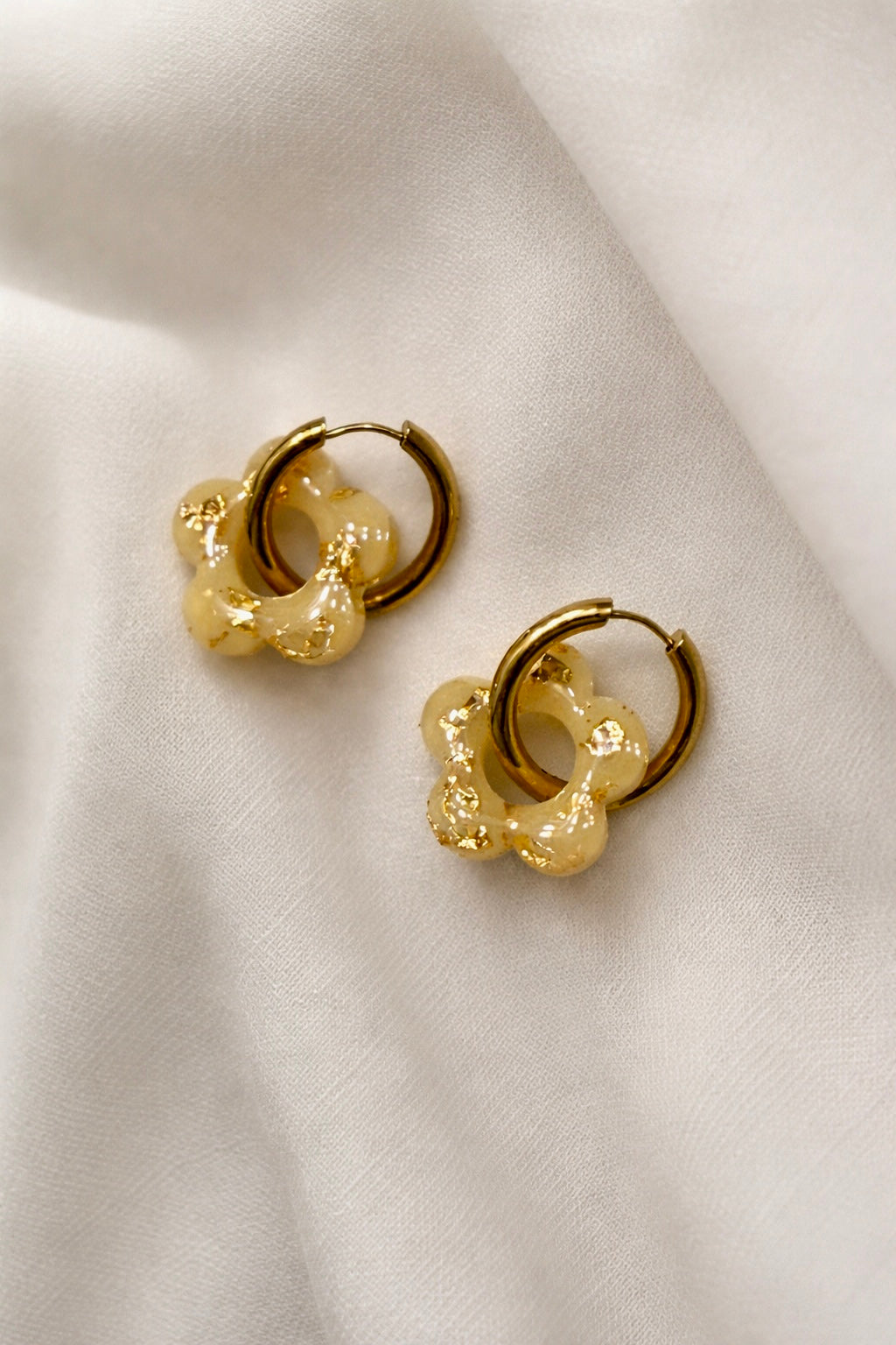 Boucles d'oreille ALEXANDRA - Jaune, éclat d'or